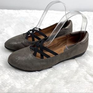 Sofft criss cross ballet flats 7.5 like new!